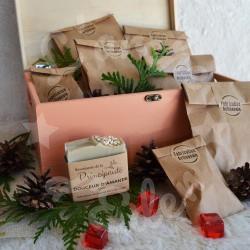 Calendrier de l'avent en bois personnalisable avec 24 surprises artisanales et personnalisées