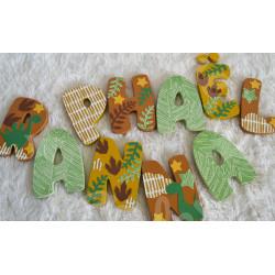Prénom en bois thème dinosaure pour décoration de chambre d'enfant ou cadeau de naissance