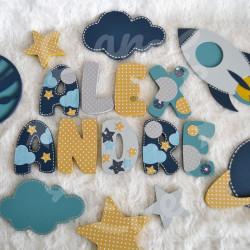 Prénom en bois sur le thème de l'espace pour décoration de chambre d'enfant ou cadeau de naissance